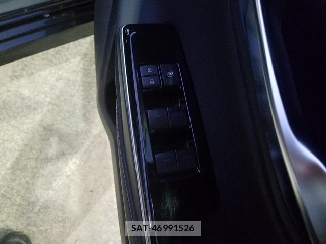 Toyota CROWN HYBRID 2020-11 8550466-13