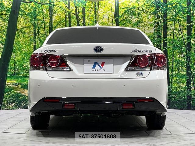 Toyota CROWN HYBRID 2018-04 8550965-15