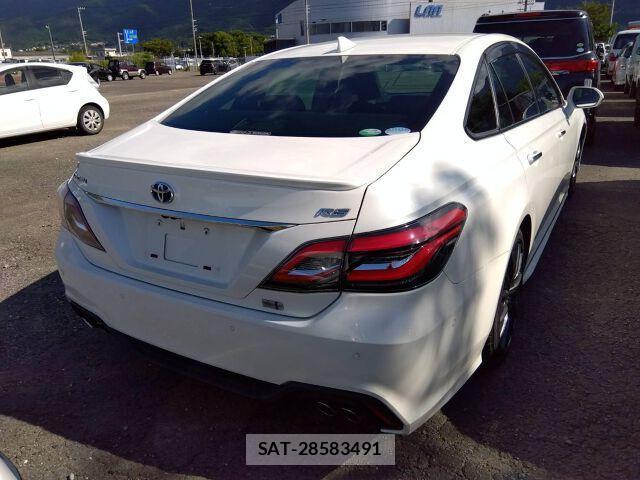 Toyota CROWN HYBRID 2018-09 8551274-4
