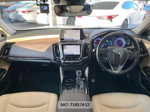 Toyota CROWN HYBRID 2018-12 8551362-1