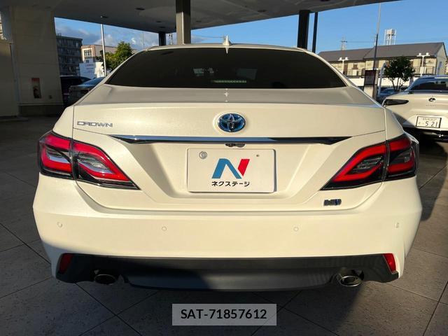 Toyota CROWN HYBRID 2018-12 8551362-14