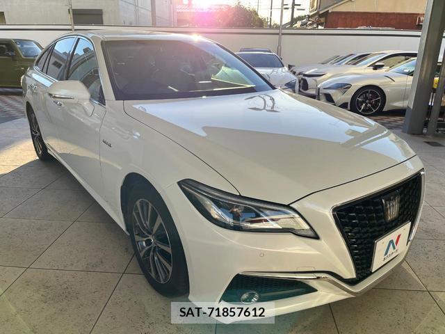 Toyota CROWN HYBRID 2018-12 8551362-15