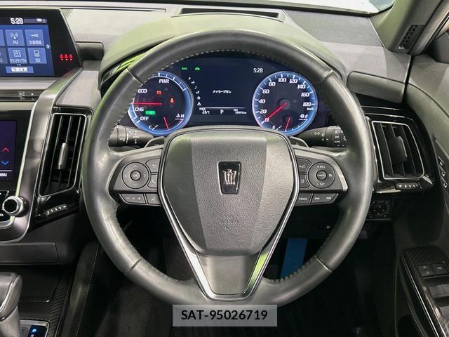 Toyota CROWN HYBRID 2019-10 8551730-10