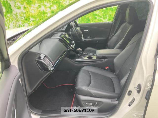 Toyota CROWN HYBRID 2020-05 8552272-5