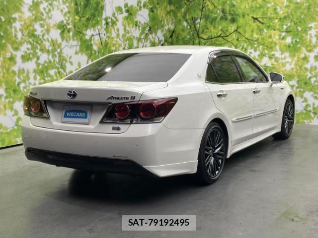 Toyota CROWN HYBRID 2018-02 8552680-2