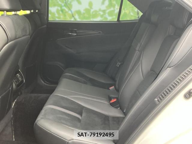 Toyota CROWN HYBRID 2018-02 8552680-6