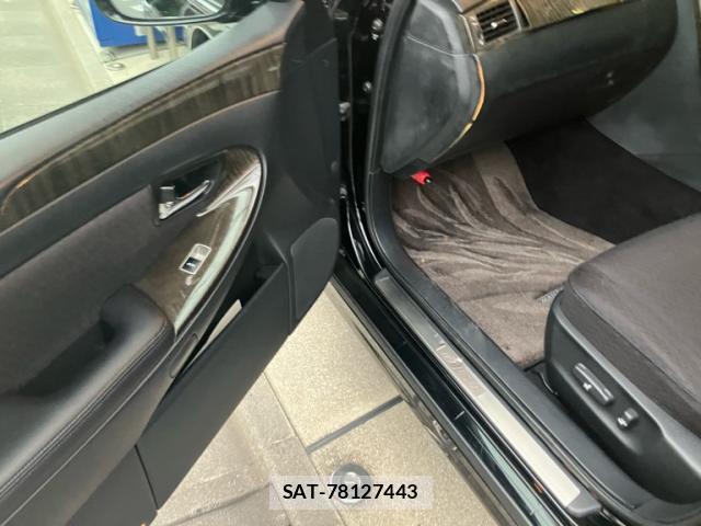 Toyota CROWN MAJESTA 2007-09 8547299-10