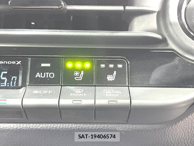 Toyota CROWN 2025-03 8547117-9
