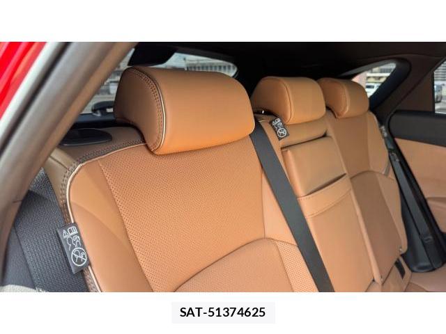 Toyota CROWN 2024-10 8548951-6