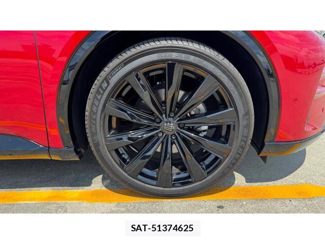 Toyota CROWN 2024-10 8548951-7