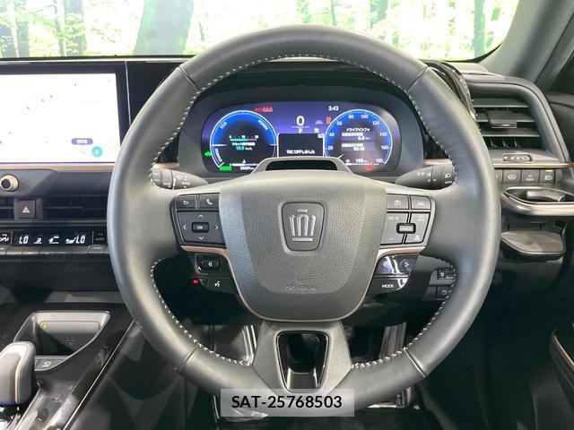 Toyota CROWN 2024-03 8549510-12