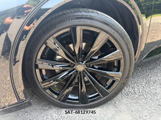 Toyota CROWN 2024-11 8549888-5