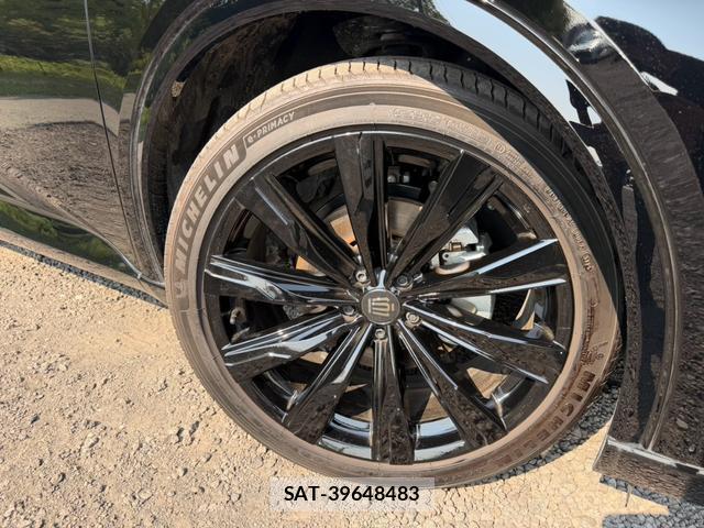 Toyota CROWN 2025-11 8549889-16