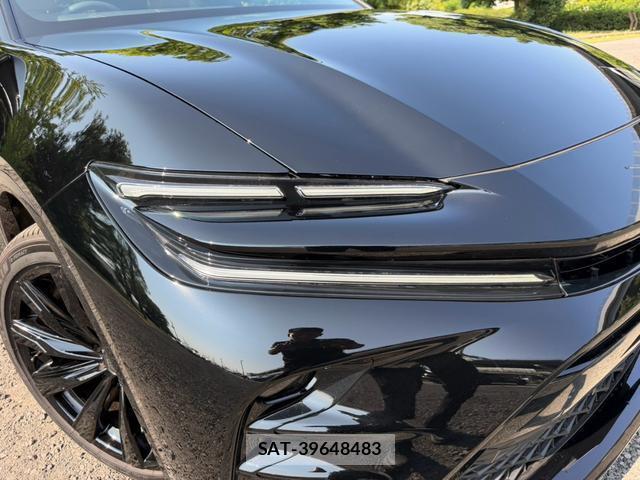 Toyota CROWN 2025-11 8549889-7