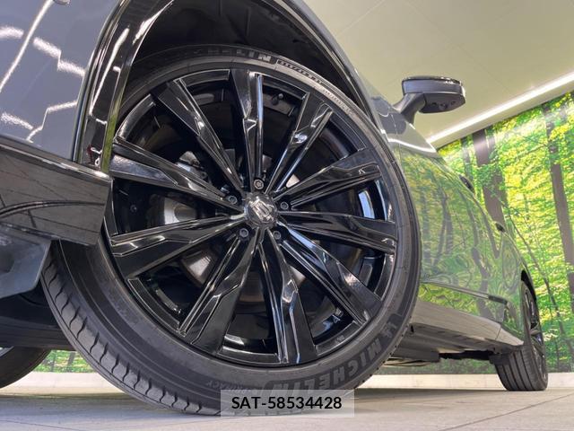 Toyota CROWN 2024-02 8549927-12