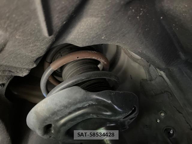 Toyota CROWN 2024-02 8549927-19