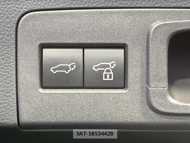 Toyota CROWN 2024-02 8549927-6