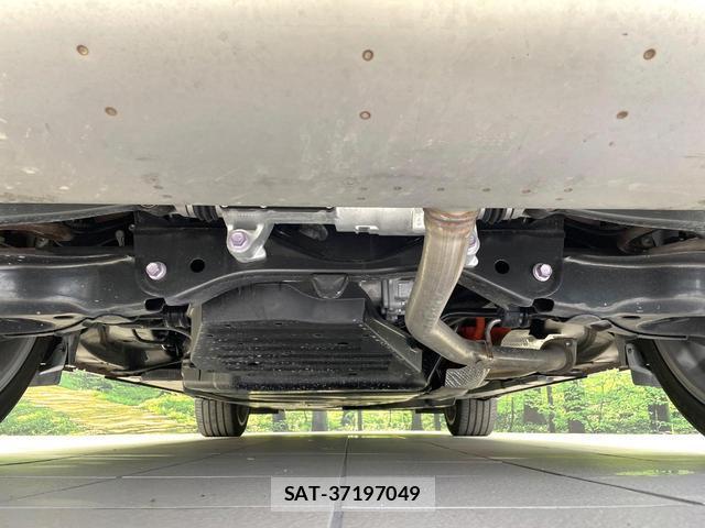 Toyota CROWN 2024-09 8551393-18