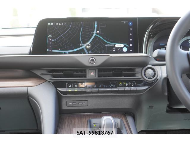 Toyota CROWN 2024-05 8545410-2