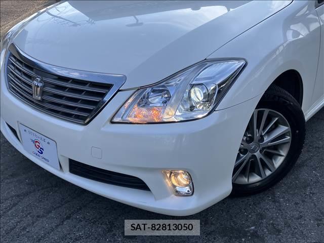 Toyota CROWN 2012-12 8545786-19