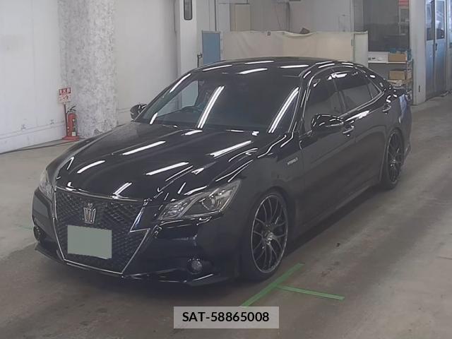 Toyota CROWN 2015-06 8545861-0