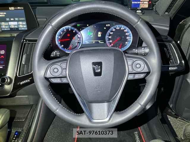 Toyota CROWN 2020-10 8545886-2