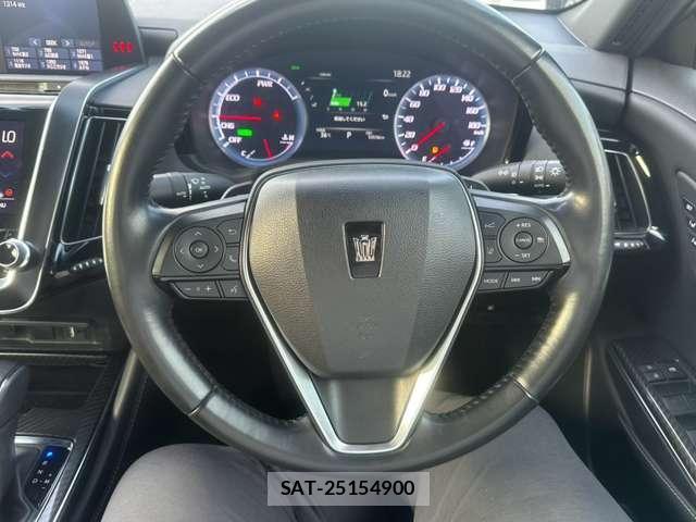 Toyota CROWN 2018-07 8546125-2