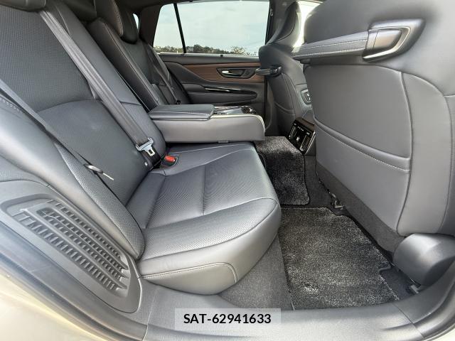 Toyota CROWN 2025-05 8547957-16