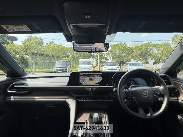 Toyota CROWN 2025-05 8547957-2