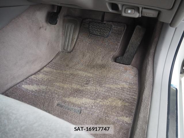 Toyota CROWN 2003-11 8548393-13
