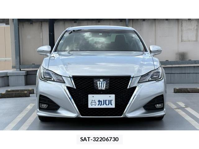 Toyota CROWN 2015-10 8548876-1