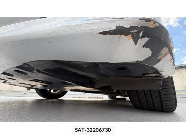Toyota CROWN 2015-10 8548876-13