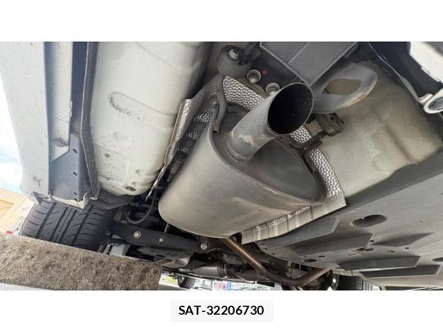 Toyota CROWN 2015-10 8548876-14