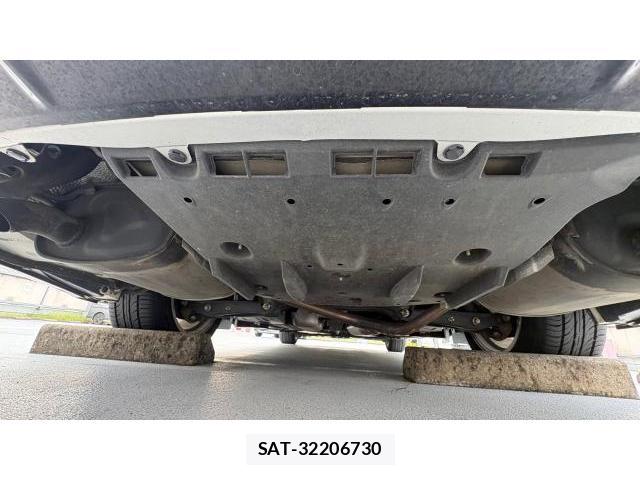 Toyota CROWN 2015-10 8548876-15
