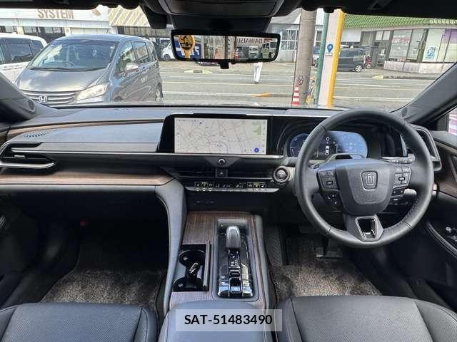 Toyota CROWN 2025-02 8549103-2