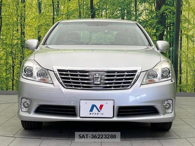 Toyota CROWN 2011-11 8549570-13