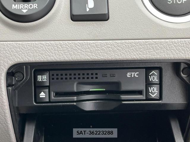 Toyota CROWN 2011-11 8549570-6