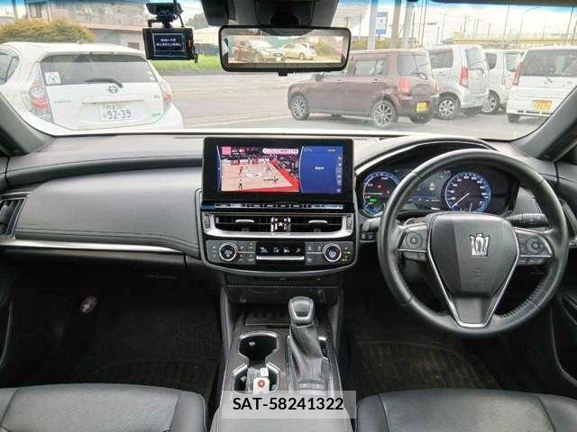 Toyota CROWN 2021-06 8551084-4