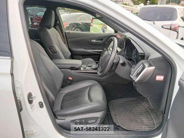 Toyota CROWN 2021-06 8551084-5