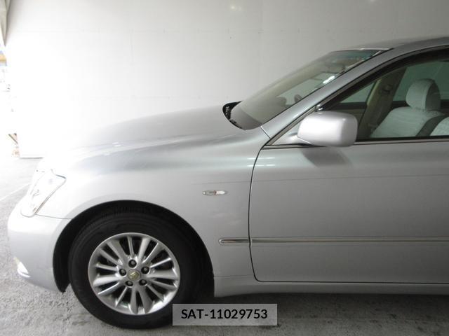 Toyota CROWN 2007-11 8551825-4