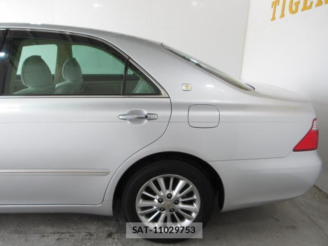 Toyota CROWN 2007-11 8551825-5