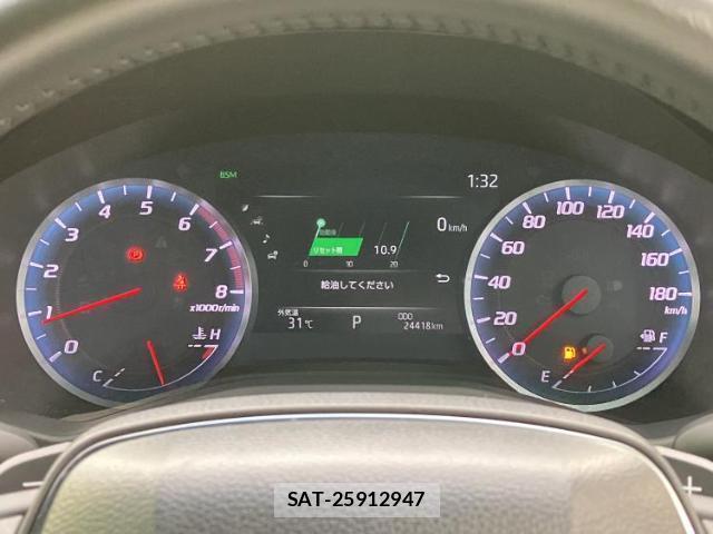 Toyota CROWN 2018-06 8552278-14