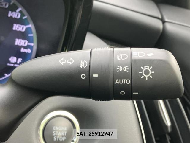 Toyota CROWN 2018-06 8552278-16