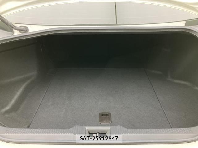 Toyota CROWN 2018-06 8552278-7