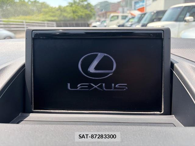 Lexus CT 2011-05 8546374-13