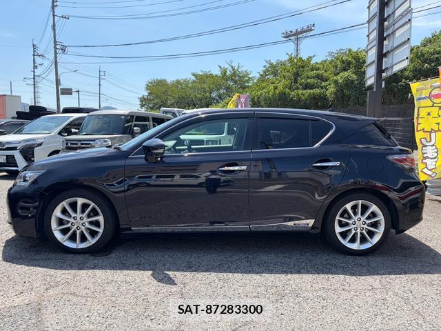 Lexus CT 2011-05 8546374-6