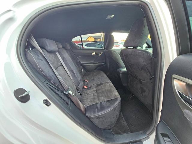Lexus CT 2014-02 8547737-14