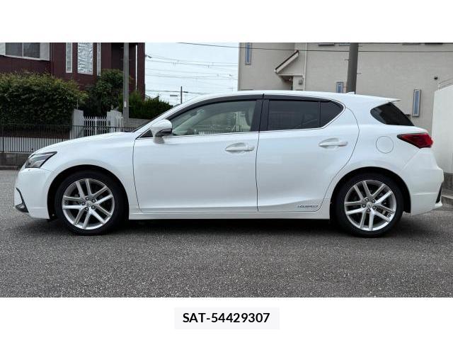 Lexus CT 2017-11 8548860-18