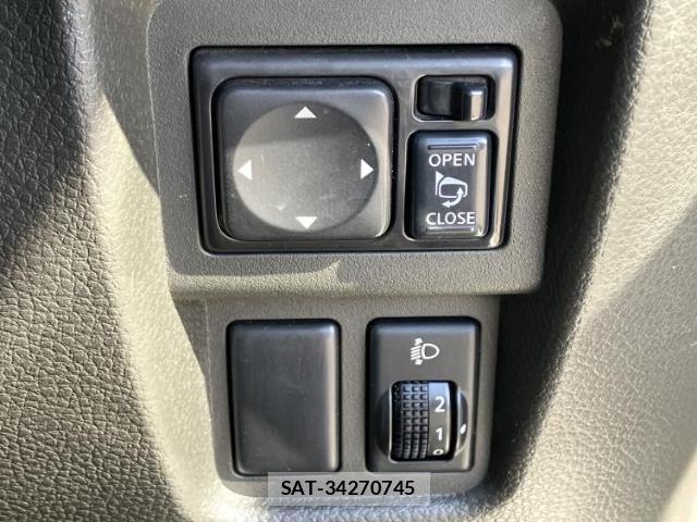 Nissan CUBE 2011-04 8552511-17
