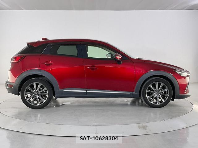 Mazda CX-3 2018-03 8548501-6